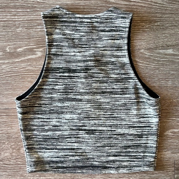 Forever 21 / Zippered Crop Top / M / ⛓️‍💥 - Picture 6 of 6